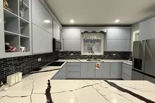 4739 Magoun Ave, East Chicago, IN 46312 - Photo 10