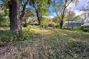 1163 Allen St, Gary, IN 46403 - Photo 4