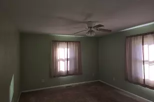 6862 NE Suburban Dr, Michigan City, IN 46360 - Photo 10