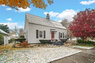 710 Central Ave, La Porte, IN 46350 - Photo 2