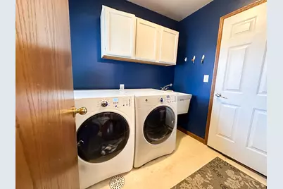 692 Capitol Drive, Hobart, IN 46342 - Photo 4