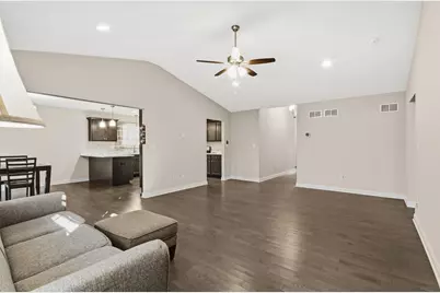 2331 Waterford Circle W, Schererville, IN 46375 - Photo 10