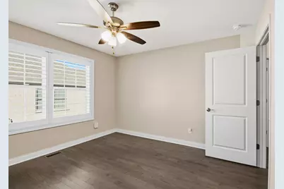 2331 Waterford Circle W, Schererville, IN 46375 - Photo 30