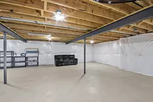 2331 Waterford Cir W, Schererville, IN 46375 - Photo 42