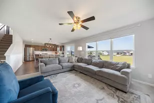 13614 W 105th Pl, Dyer, IN 46311 - Photo 2