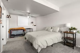 696 Admiral Dr, Westchester Township, IN 46304 - Photo 20