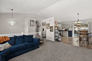 696 Admiral Dr, Westchester Township, IN 46304 - Photo 6