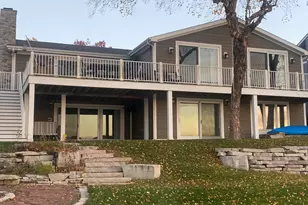 1728 Beachview Ct, Crown Point, IN 46307 - Photo 8