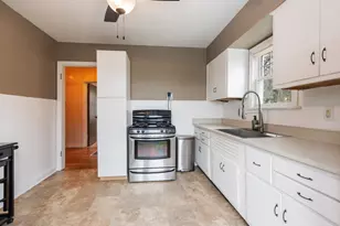 2911 163rd Pl, Hammond, IN 46323 - Photo 20