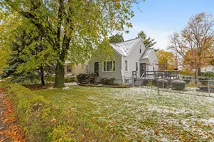 2911 163rd Pl, Hammond, IN 46323 - Photo 2