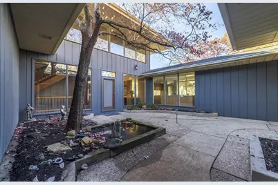 1050 Coolwood Drive, Valparaiso, IN 46385 - Photo 10