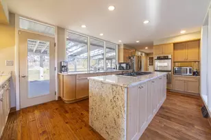 1050 Coolwood Dr, Valparaiso, IN 46385 - Photo 18