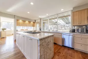 1050 Coolwood Dr, Valparaiso, IN 46385 - Photo 22