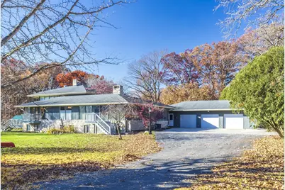 1050 Coolwood Drive, Valparaiso, IN 46385 - Photo 4