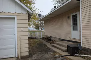 601 W Gordon St, Francesville, IN 47946 - Photo 22