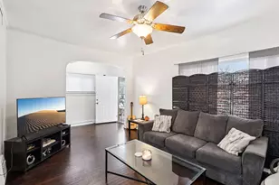 234 W 41st Ave, Gary, IN 46408 - Photo 6