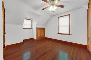 8212 W Taft St, Merrillville, IN 46410 - Photo 14