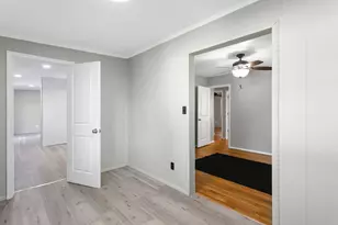 709 Indiana Ave, Michigan City, IN 46360 - Photo 12