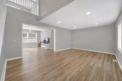 3028 W 15th Avenue, Gary, IN 46404 - Photo 4