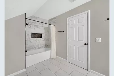 3028 W 15th Avenue, Gary, IN 46404 - Photo 18