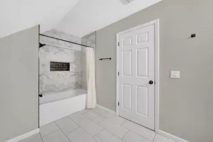 3028 W 15th Ave, Gary, IN 46404 - Photo 18