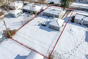 411 Prairie St, Crown Point, IN 46307 - Photo 24