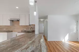 411 Prairie St, Crown Point, IN 46307 - Photo 8