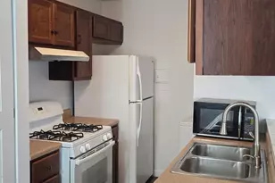 7005 Fillmore Dr, Merrillville, IN 46410 - Photo 2