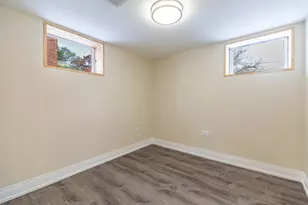 1035 Willard St, Gary, IN 46404 - Photo 20