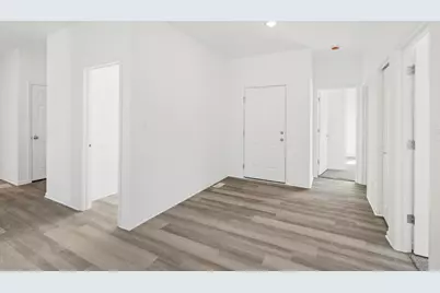 6711 E 103rd Avenue, Crown Point, IN 46307 - Photo 2