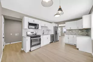 729 Imperial Rd, Valparaiso, IN 46385 - Photo 6