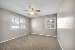 1006 W 21st St, La Porte, IN 46350 - Photo 12