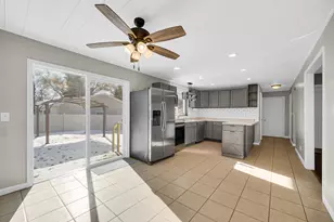 1006 W 21st St, La Porte, IN 46350 - Photo 8