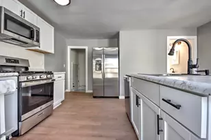 117 Patton St, La Porte, IN 46350 - Photo 8