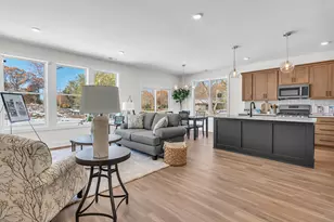 1944 Park St, La Porte, IN 46350 - Photo 4