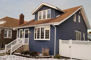 1423 Lake Ave, Whiting, IN 46394 - Photo 2