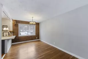 1807 W Porter Ave, Chesterton, IN 46304 - Photo 6