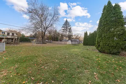 1807 W Porter Avenue, Chesterton, IN 46304 - Photo 12