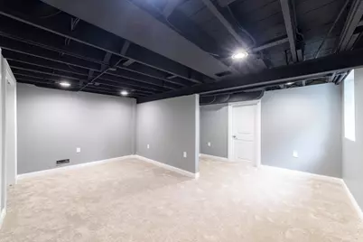 8205 Parkview Avenue, Munster, IN 46321 - Photo 30