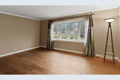 1608 Sunnyslope Drive, Crown Point, IN 46307 - Photo 4