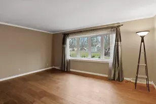 1608 Sunnyslope Dr, Crown Point, IN 46307 - Photo 4