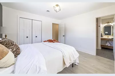 210 B Clinton Street, Lowell, IN 46356 - Photo 16