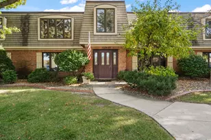 1521 Maple Pl, Schererville, IN 46375 - Photo 4