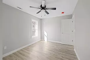 202 Jefferson Ave, La Porte, IN 46350 - Photo 10