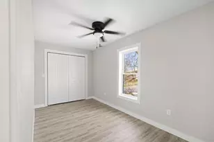 202 Jefferson Ave, La Porte, IN 46350 - Photo 12