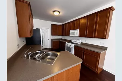 9989 Settlers Court, Saint John, IN 46373 - Photo 4