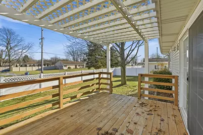 310 Pine Ridge Circle, Lowell, IN 46356 - Photo 22