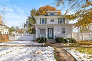 305 C St, La Porte, IN 46350 - Photo 1