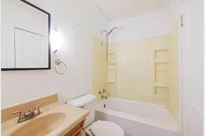 305 C Street, La Porte, IN 46350 - Photo 18