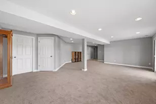 11644 Upper Peninsula Pl, Saint John, IN 46373 - Photo 14